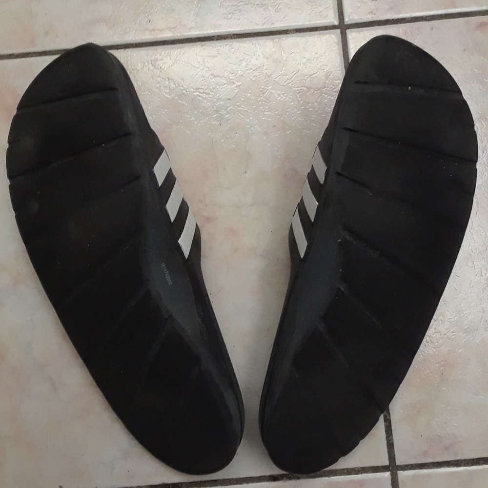 Size K6 Mens ADIDAS slides sandals - Picture 2 of 4